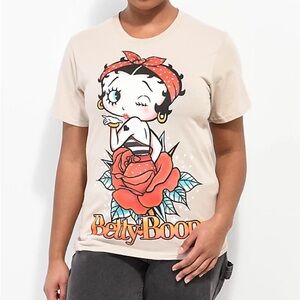 Betty Boop Beige Tee with Red Graphic